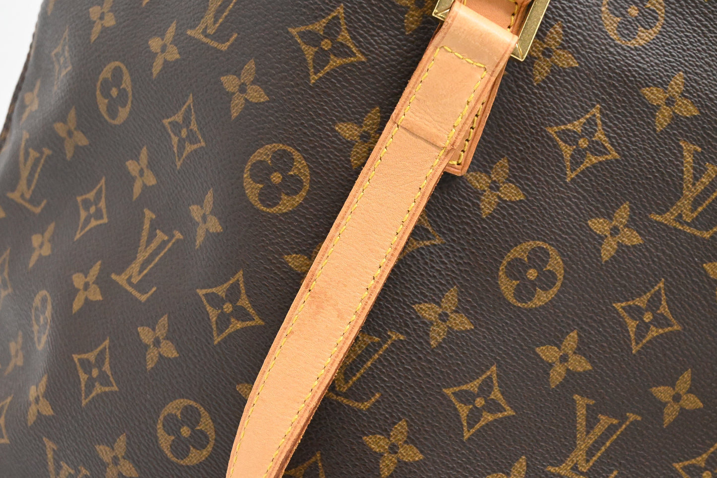 Louis Vuitton Cabas Mezzo in Monogram Canvas