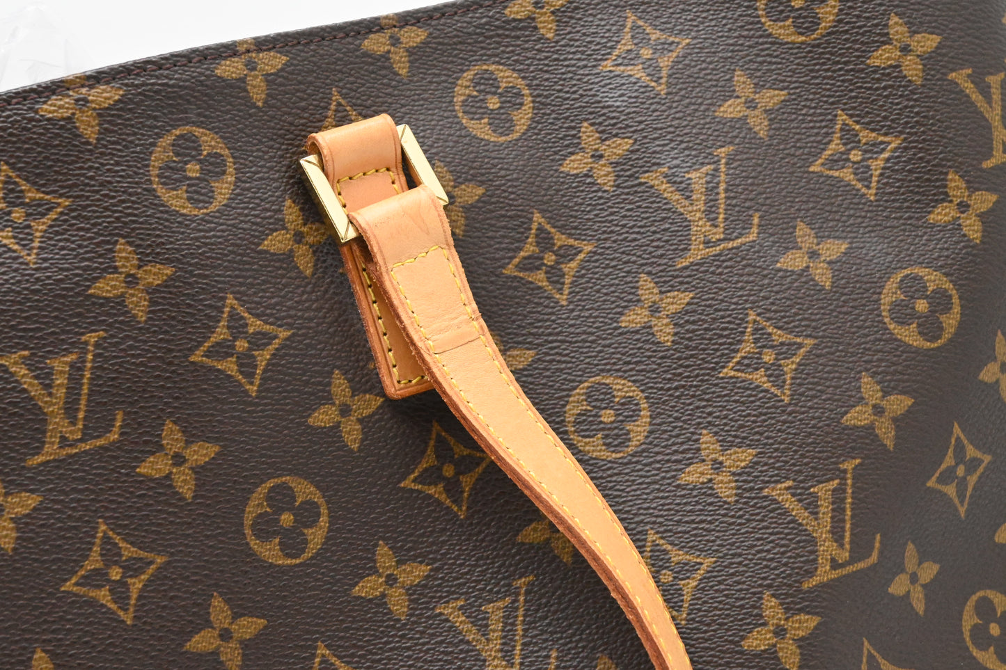 Louis Vuitton Cabas Mezzo in Monogram Canvas