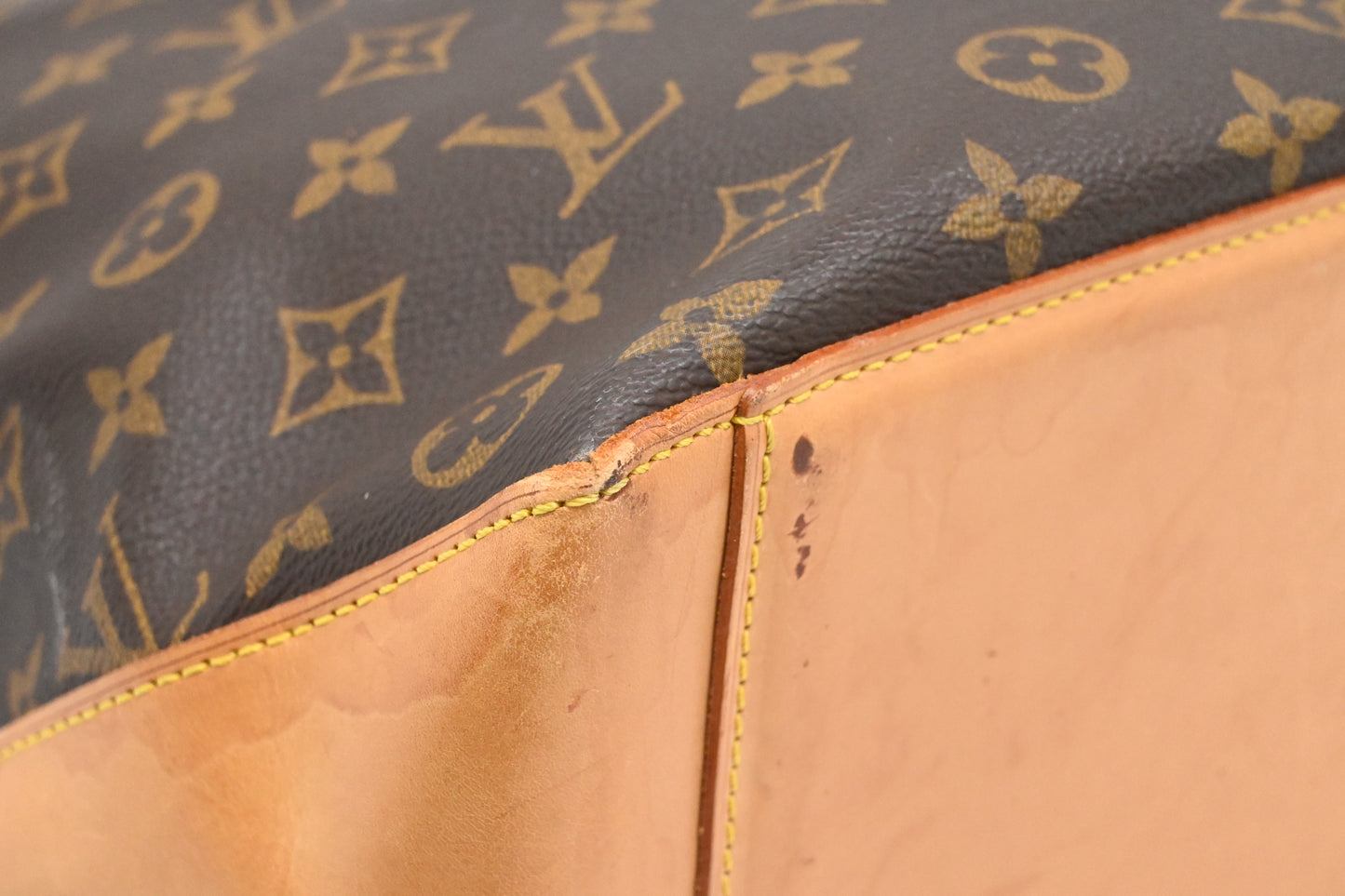 Louis Vuitton Cabas Mezzo in Monogram Canvas