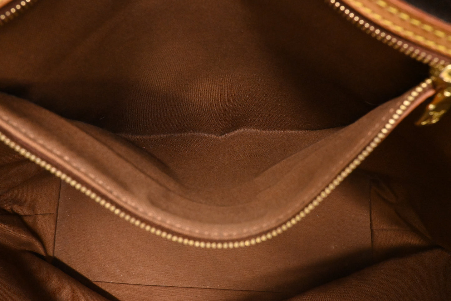 Louis Vuitton Cabas Mezzo in Monogram Canvas