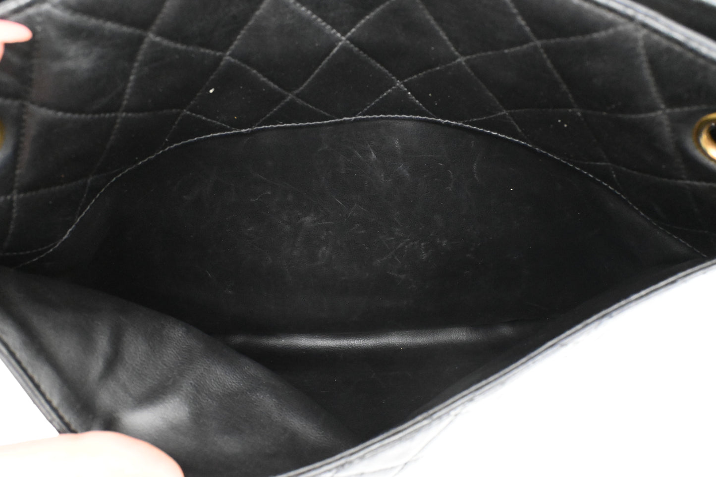 Chanel Shoulder Bag in Black Mattelassé Leather