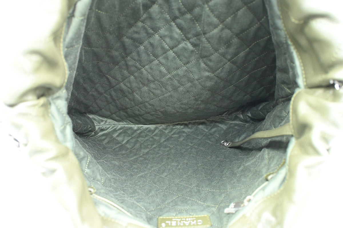 Chanel 22 Backpack in Khaki Green Leather