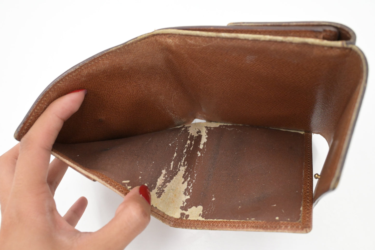 Louis Vuitton Elise Wallet in Monogram Canvas