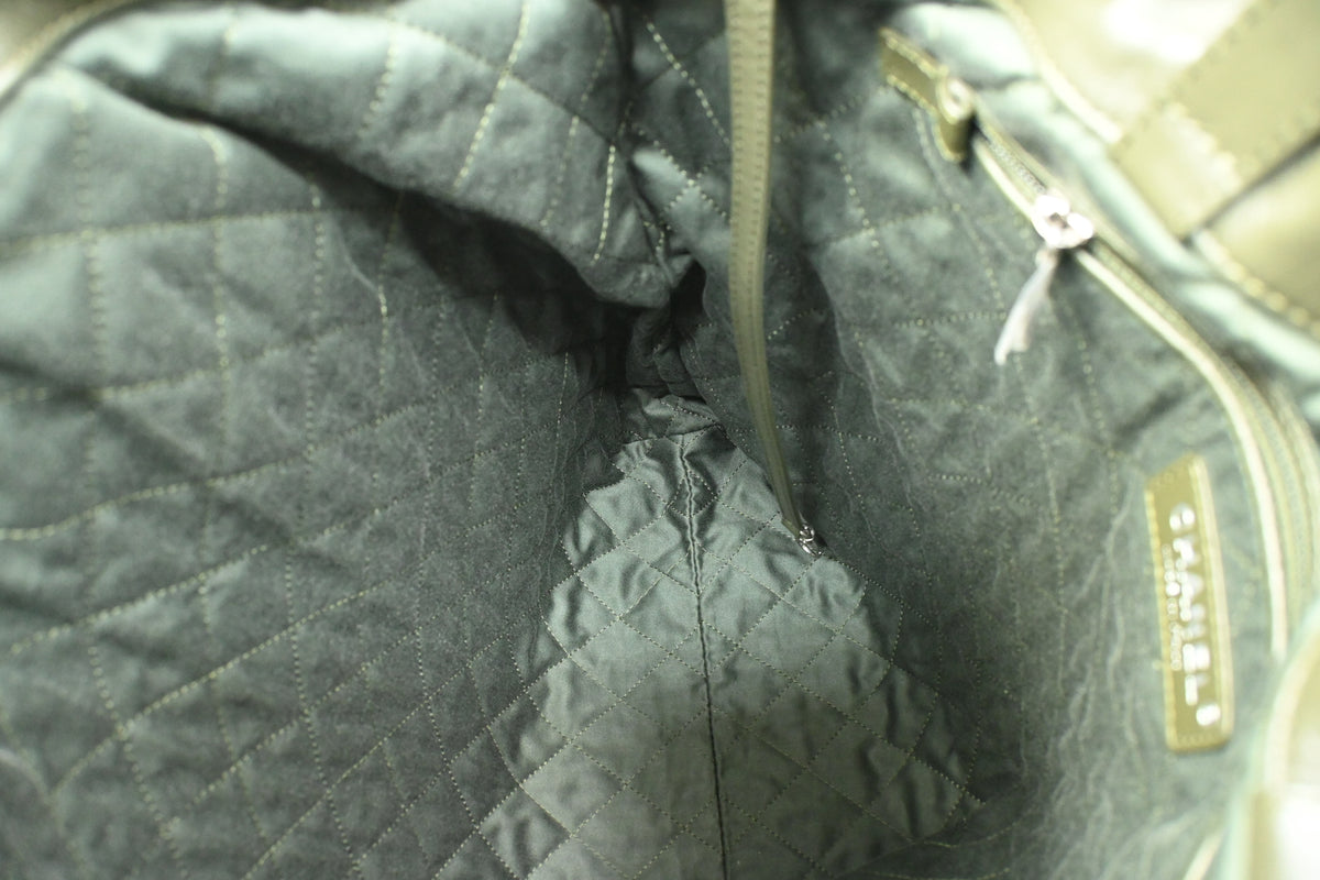 Chanel 22 Backpack in Khaki Green Leather