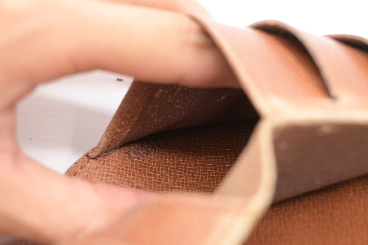 Louis Vuitton Elise Wallet in Monogram Canvas