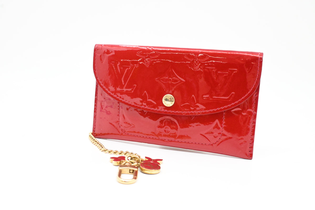 Louis Vuitton Envelope Pouch in Red Vernis Leather