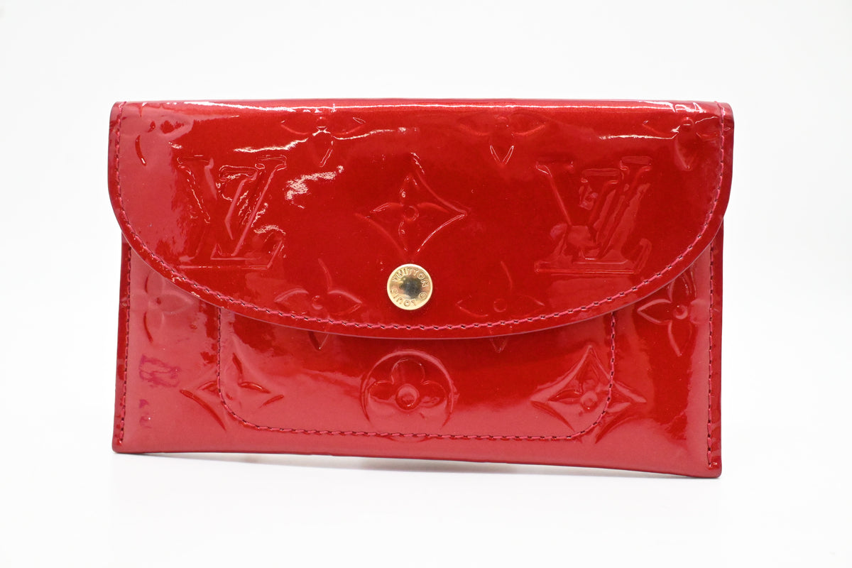 Louis Vuitton Envelope Pouch in Red Vernis Leather