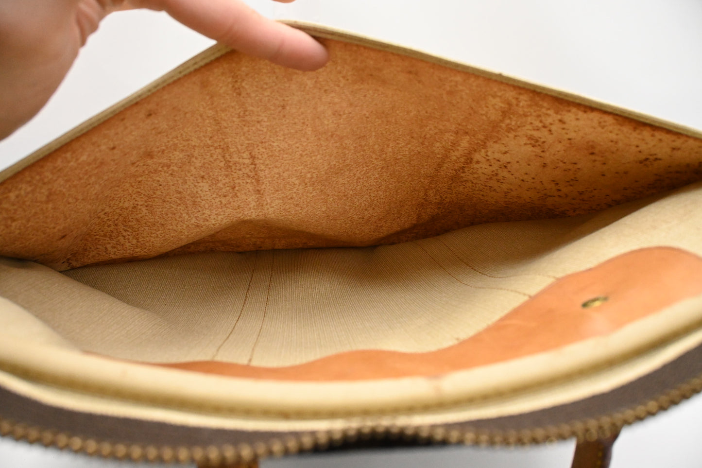 Louis Vuitton Sirius 45 in Monogram Canvas