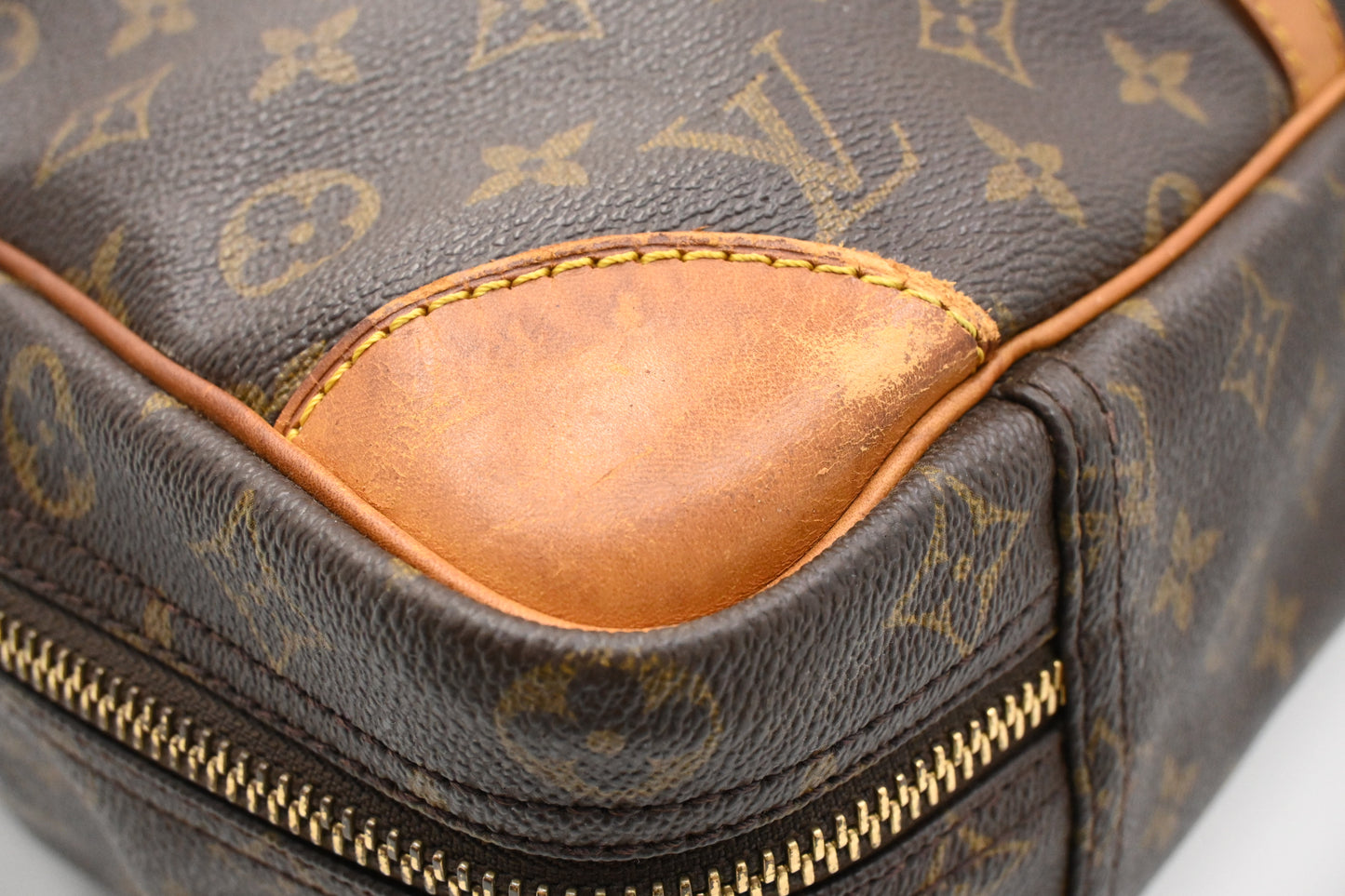 Louis Vuitton Sirius 45 in Monogram Canvas