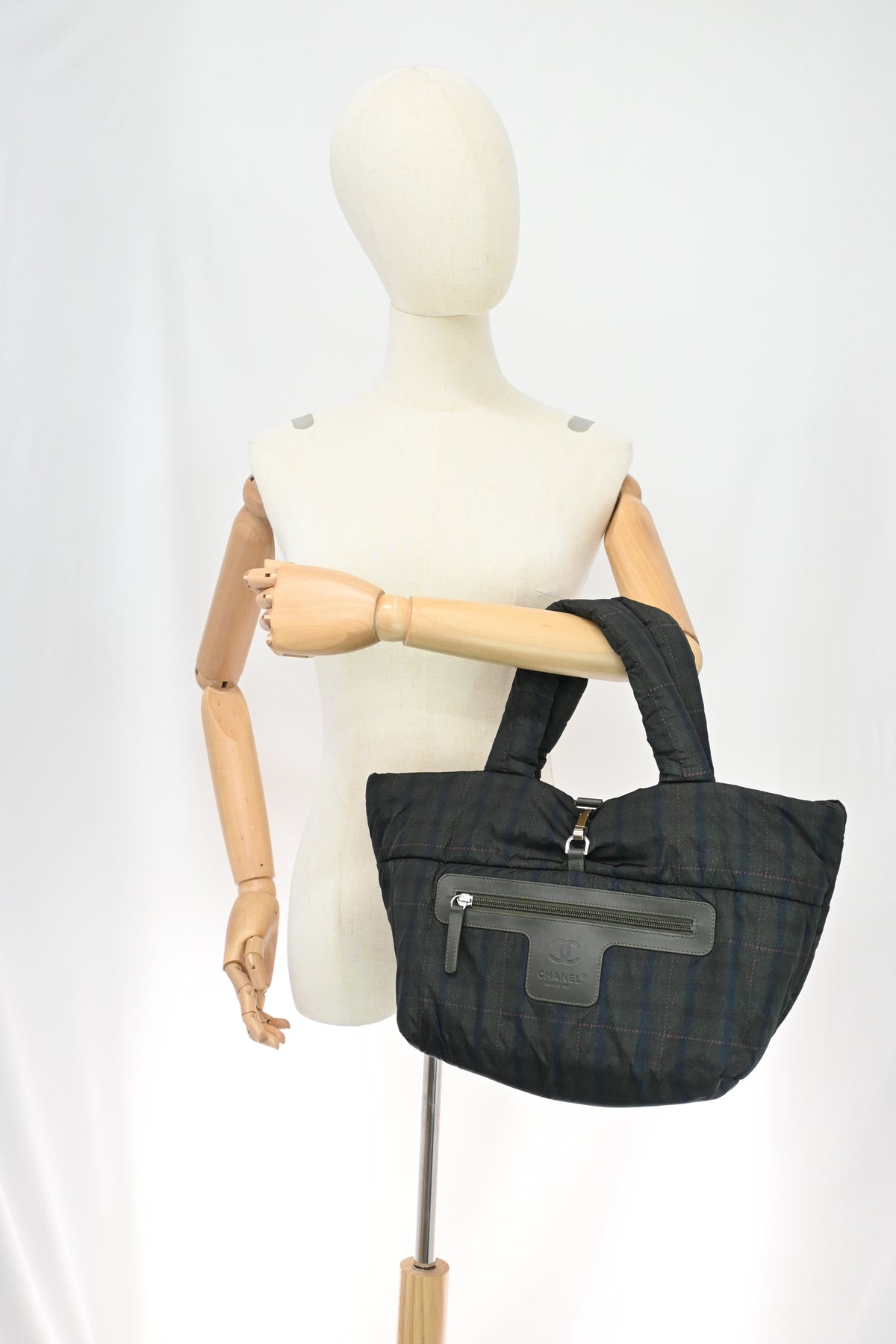 Chanel Coco Cocoon Handbag in Green Nylon