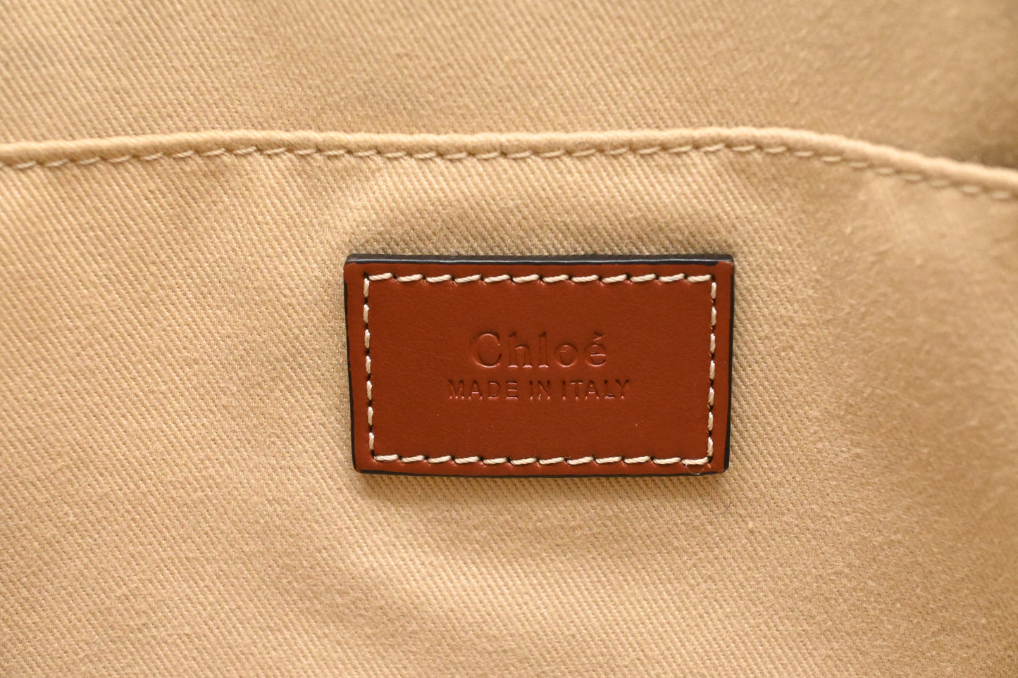 Chloe Medium Woody Tote in Beige Canvas