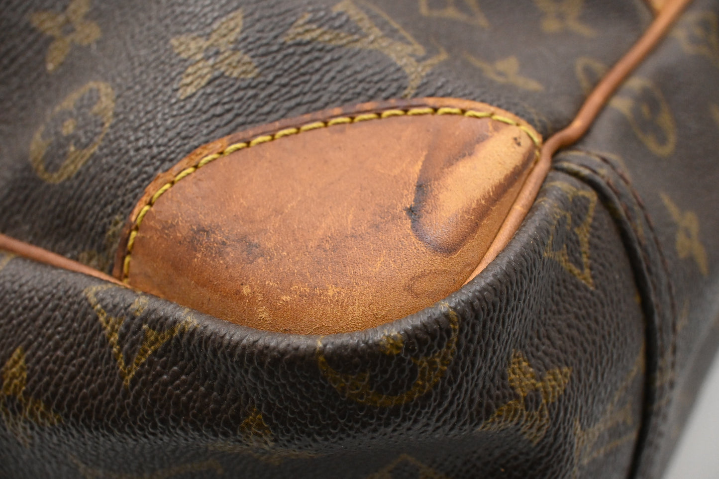 Louis Vuitton Sirius 45 in Monogram Canvas