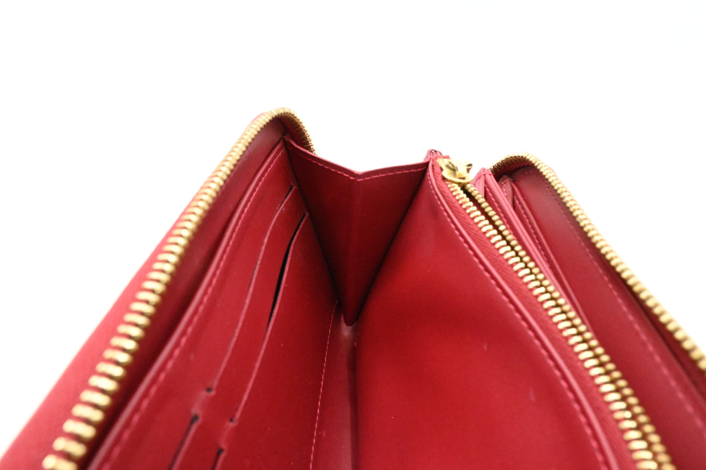 Louis Vuitton Long Zippy Wallet in Red Vernis Leather