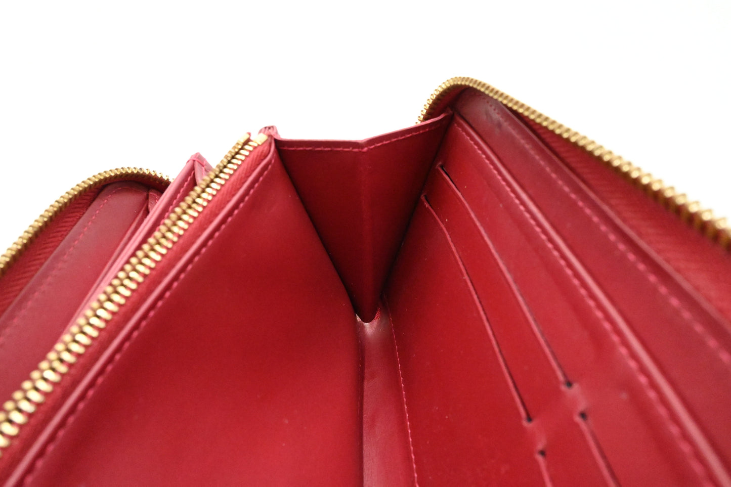 Louis Vuitton Long Zippy Wallet in Red Vernis Leather