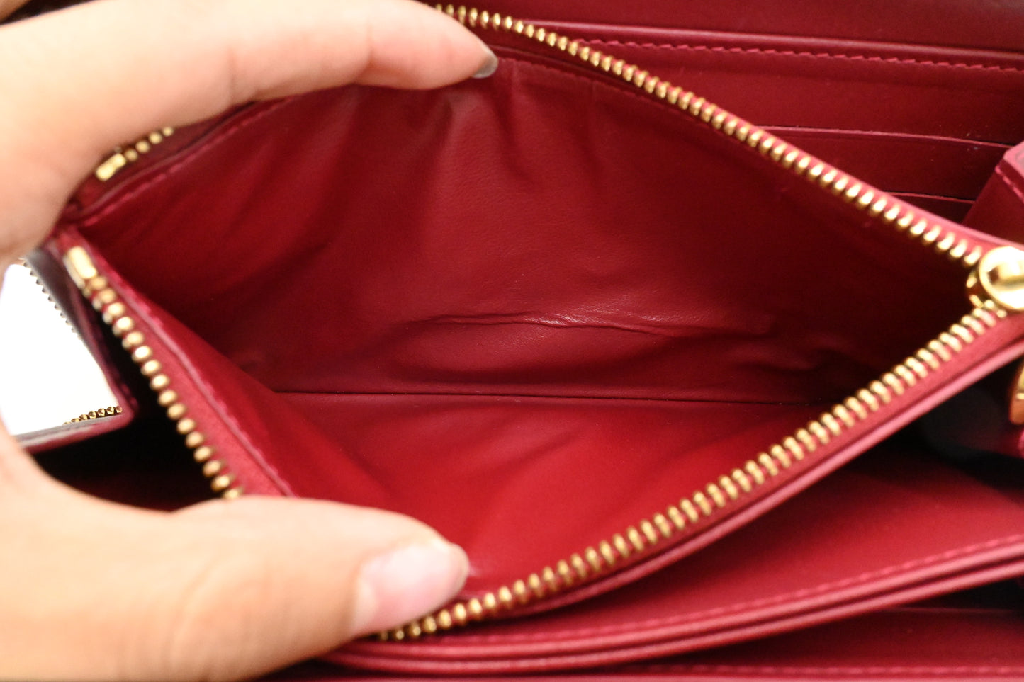 Louis Vuitton Long Zippy Wallet in Red Vernis Leather
