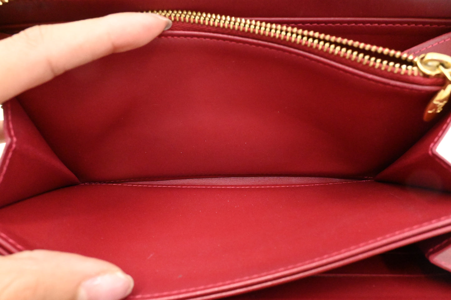 Louis Vuitton Long Zippy Wallet in Red Vernis Leather