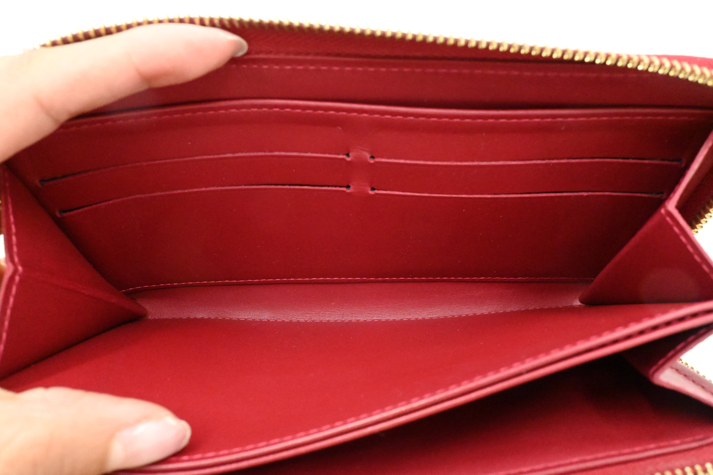 Louis Vuitton Long Zippy Wallet in Red Vernis Leather