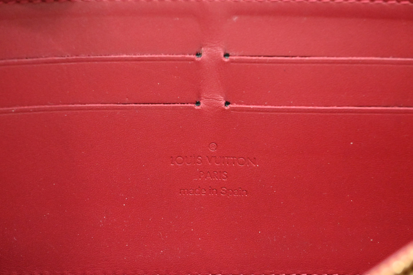 Louis Vuitton Long Zippy Wallet in Red Vernis Leather