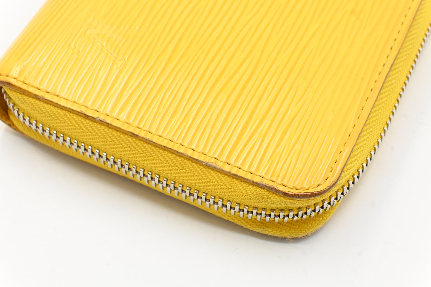 Louis Vuitton Zippy Wallet in Citron Epi Leather