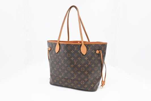 Louis Vuitton Neverfull MM in Monogram Canvas
