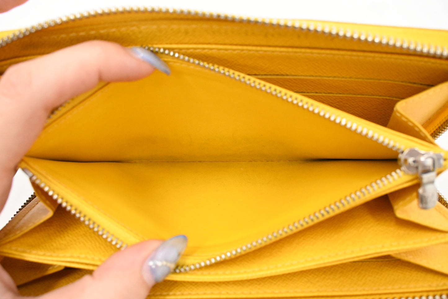 Louis Vuitton Zippy Wallet in Citron Epi Leather