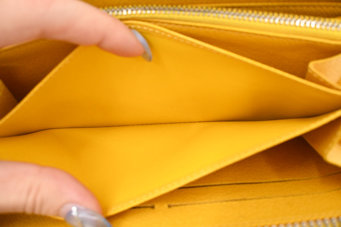 Louis Vuitton Zippy Wallet in Citron Epi Leather