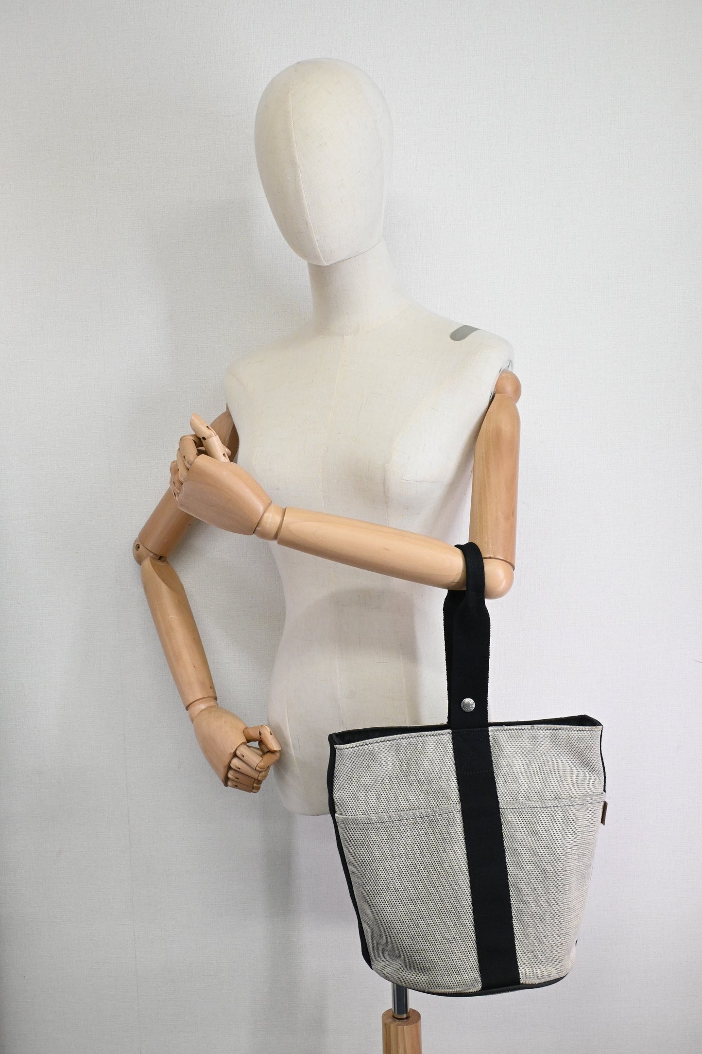 Hermes Saxo MM in Black and White Canvas