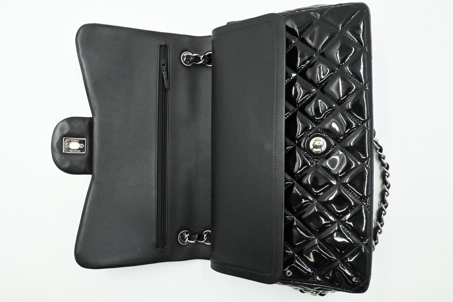 Chanel Jumbo Flap in Black Matelasse Patent Leather