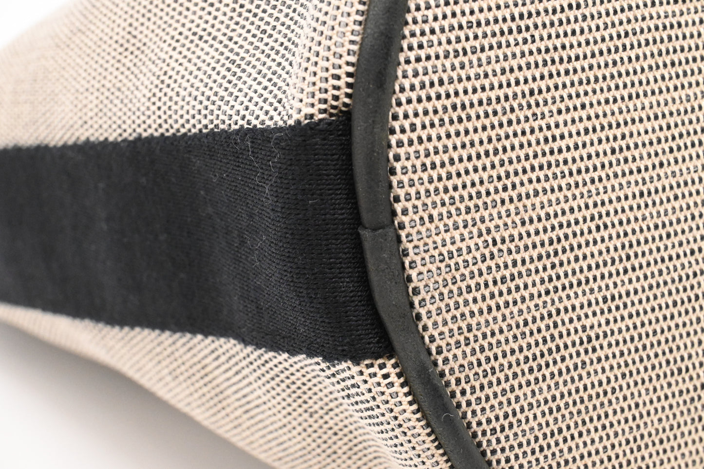 Hermes Saxo MM in Black and White Canvas