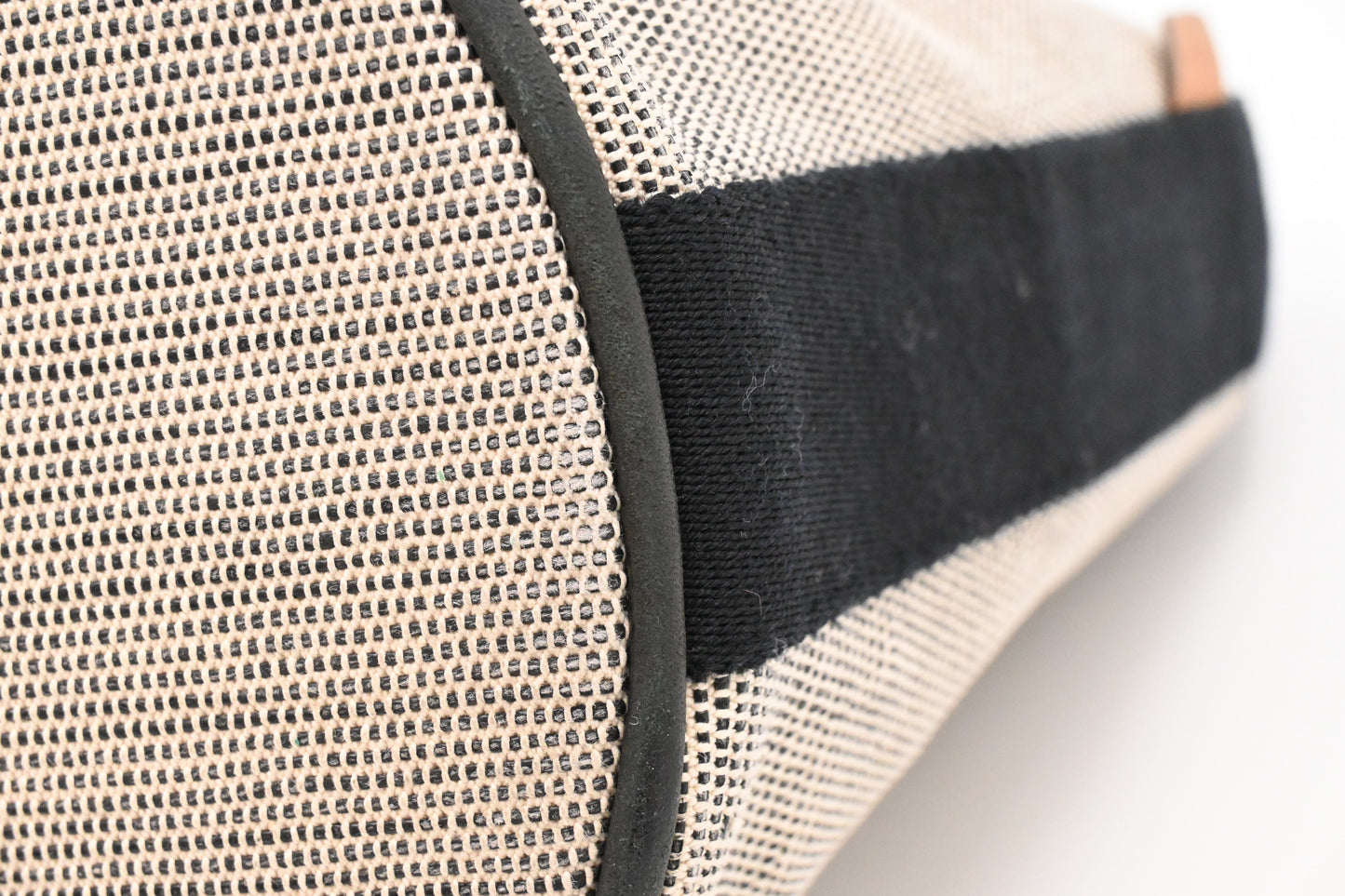 Hermes Saxo MM in Black and White Canvas