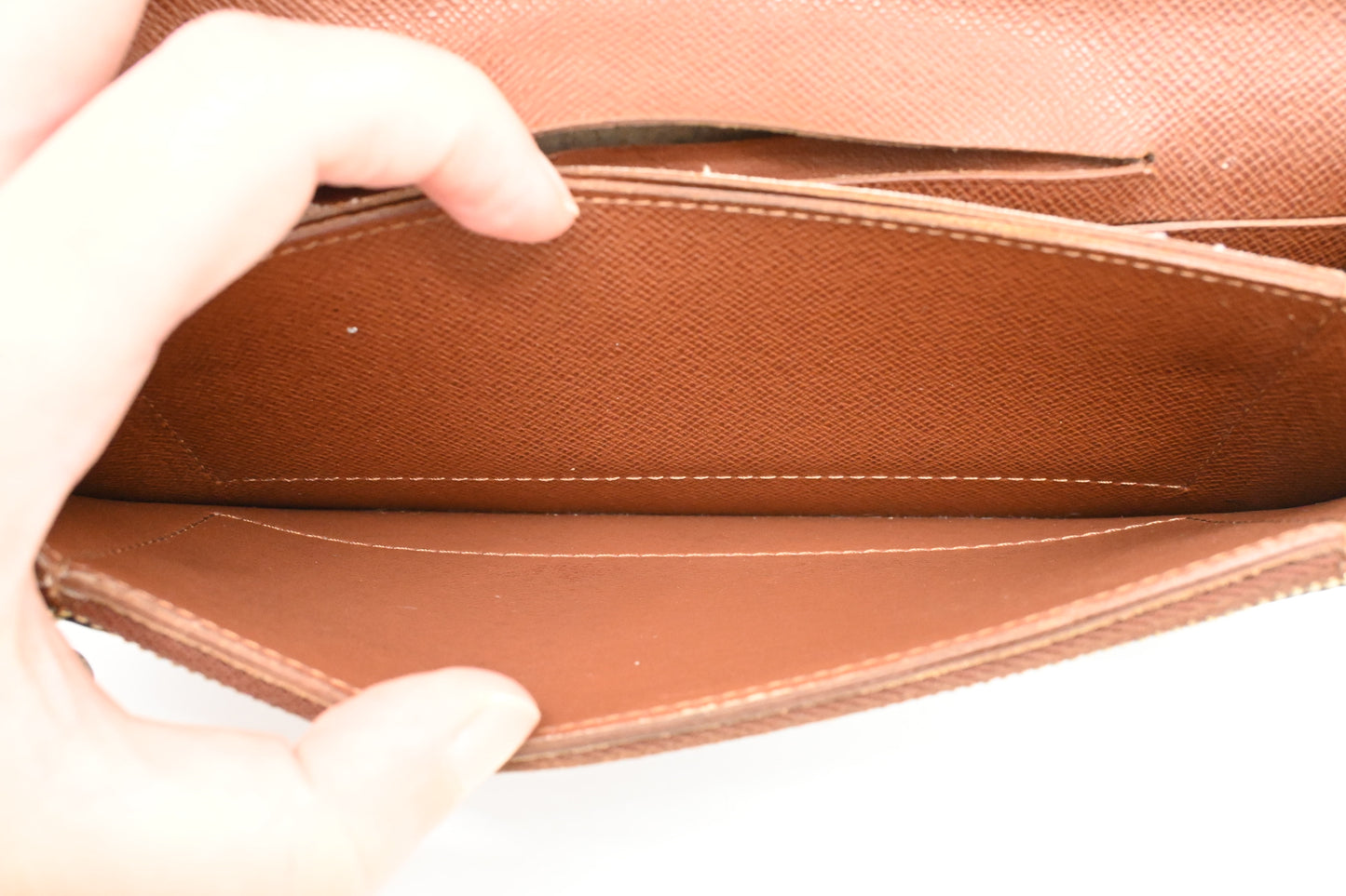 Louis Vuitton Accordion Wallet in Monogram Canvas