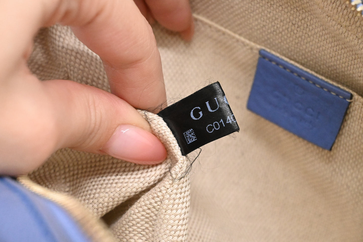 Gucci Soho Disco Crossbody Bag in Periwinkle Leather