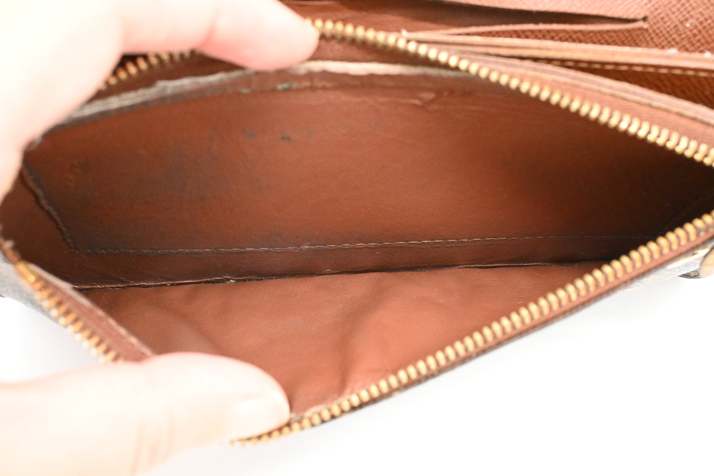 Louis Vuitton Accordion Wallet in Monogram Canvas