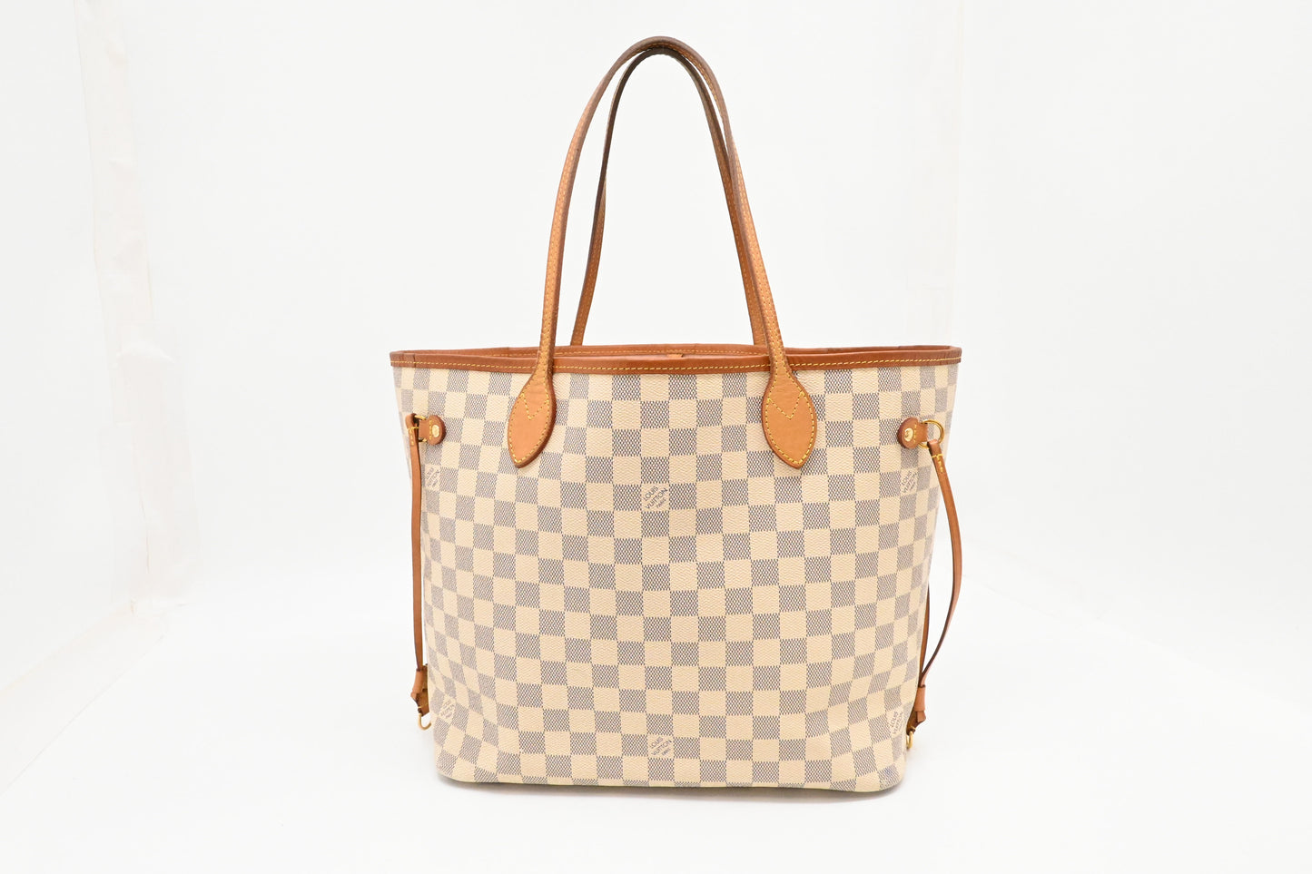 Louis Vuitton Neverfull MM in Damier Azur Canvas