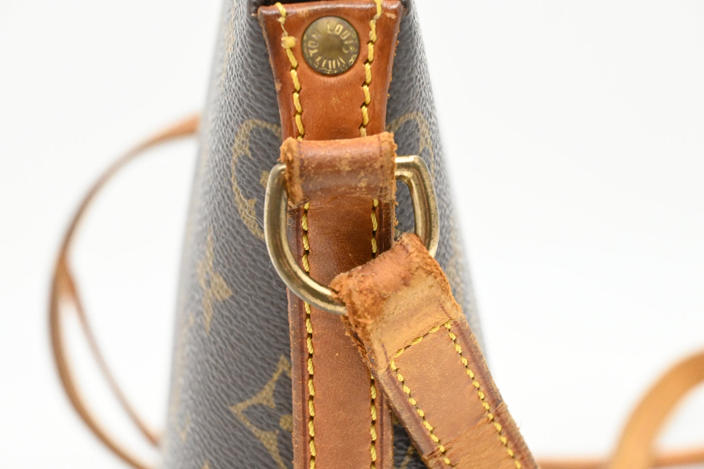 Louis Vuitton Drouot in Monogram Canvas