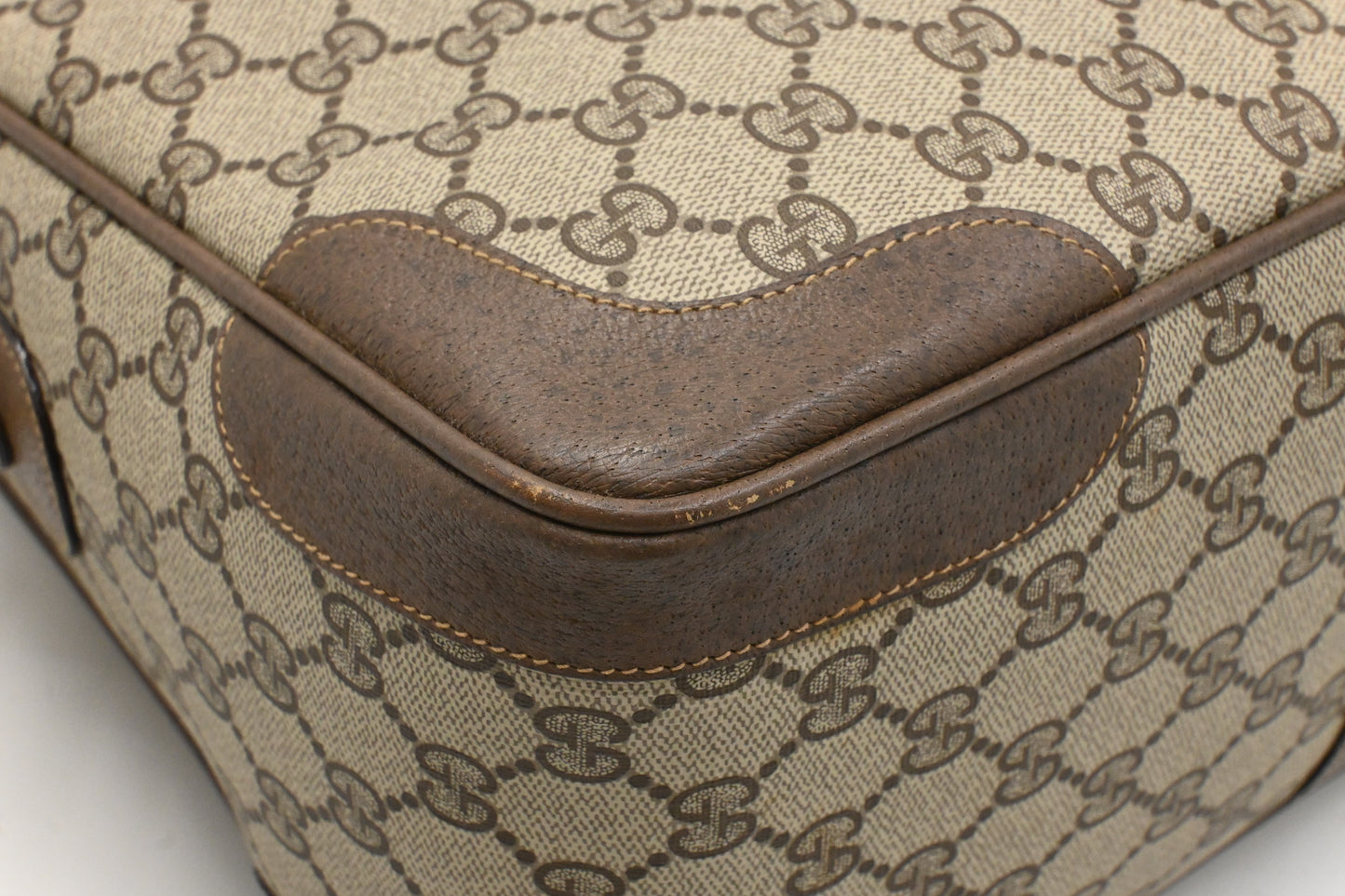 Gucci Boston Bandouliere Bag in GG Supreme Canvas