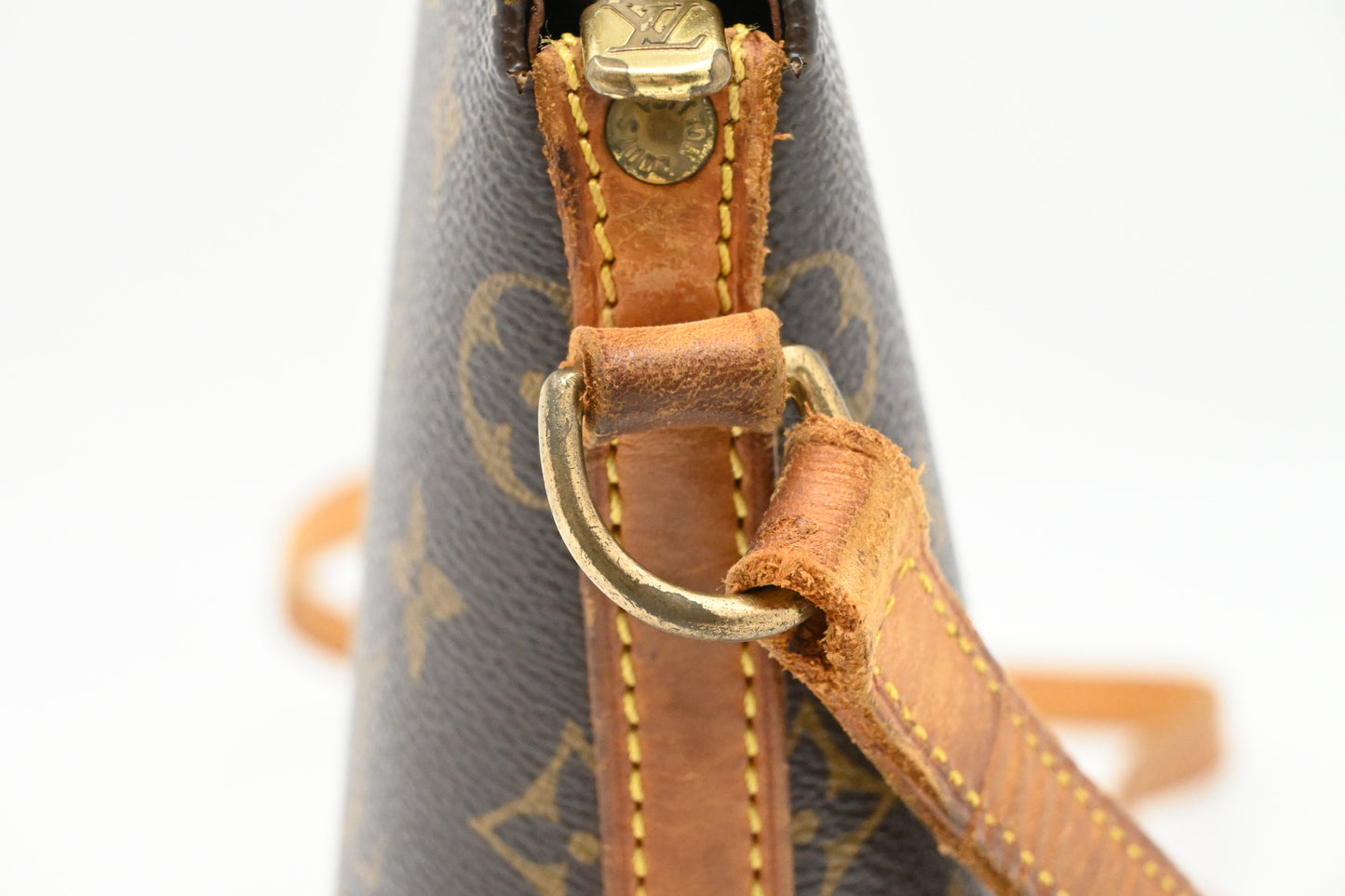 Louis Vuitton Drouot in Monogram Canvas