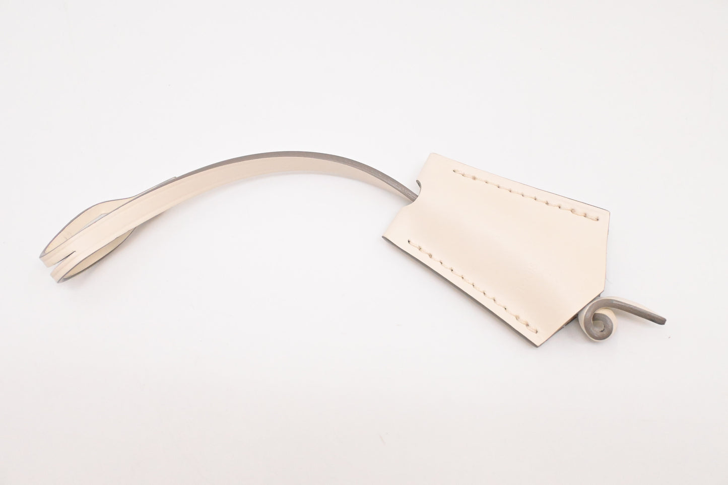 Louis Vuitton Bowling Montaigne PM in White Epi Leather