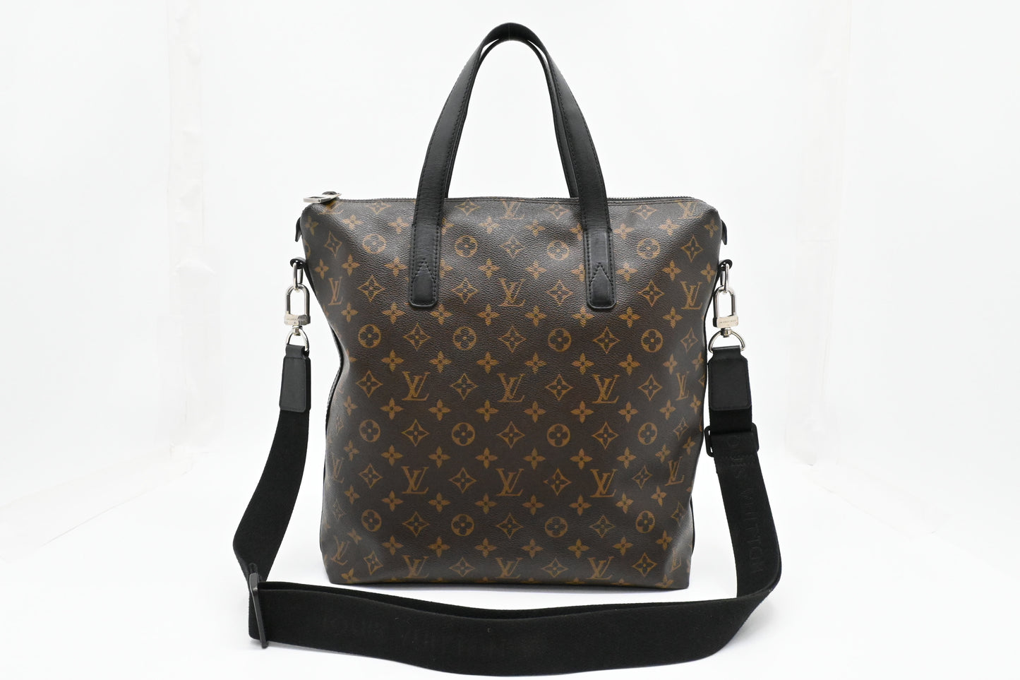 Louis Vuitton Kitan in Macassar Monogram Canvas
