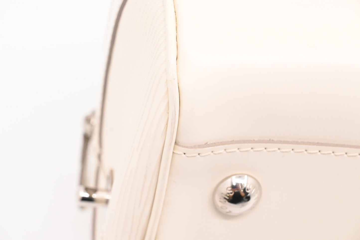Louis Vuitton Bowling Montaigne PM in White Epi Leather