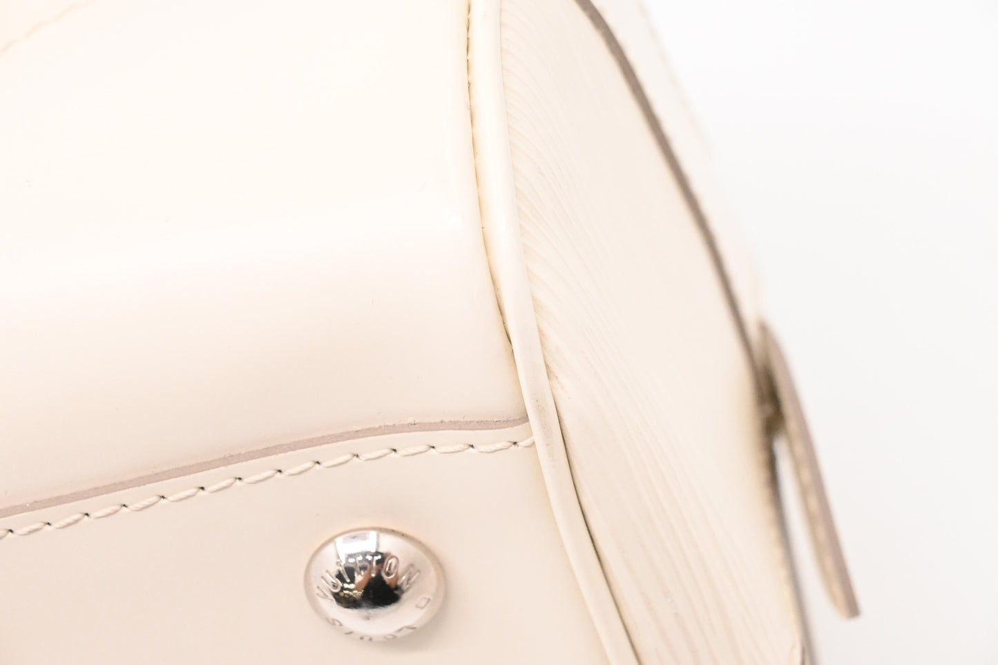 Louis Vuitton Bowling Montaigne PM in White Epi Leather