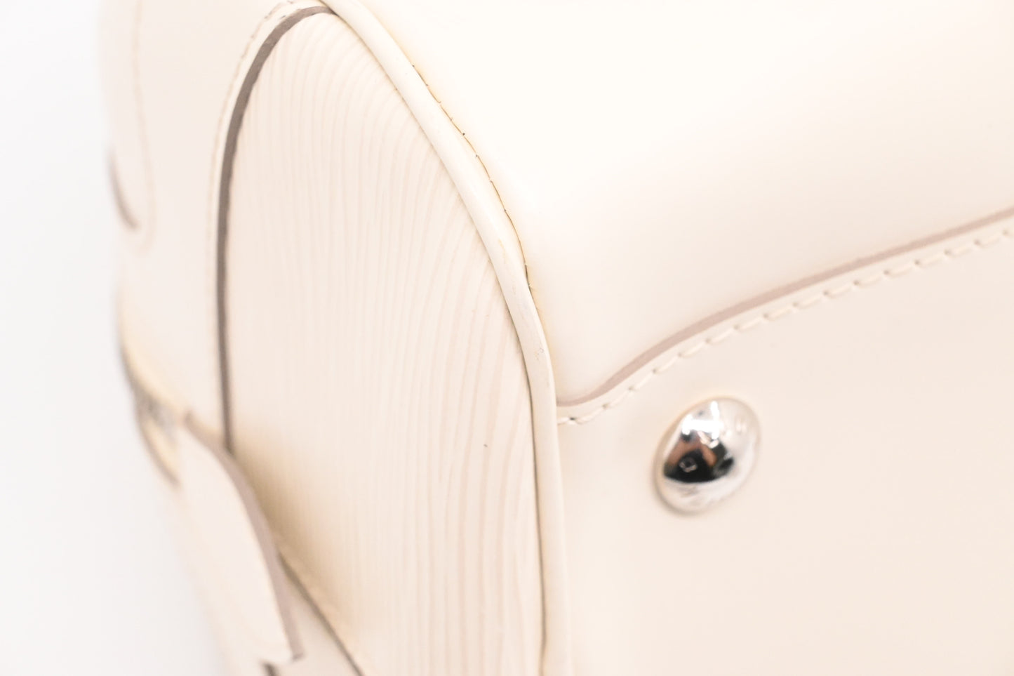 Louis Vuitton Bowling Montaigne PM in White Epi Leather