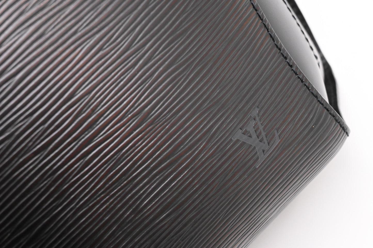 Louis Vuitton Mabillon in Black Leather