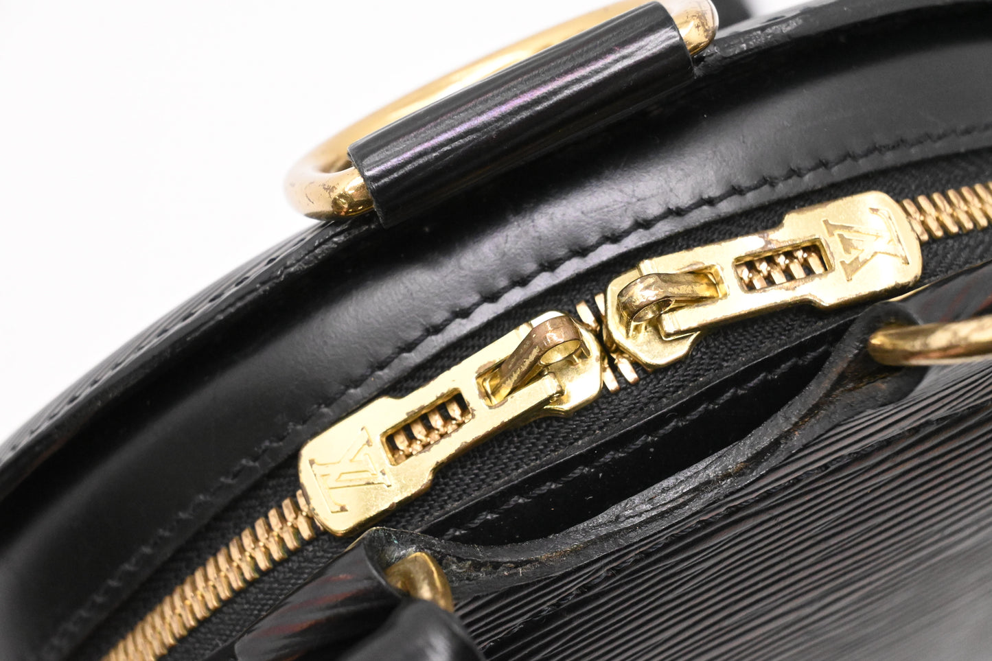 Louis Vuitton Mabillon in Black Leather