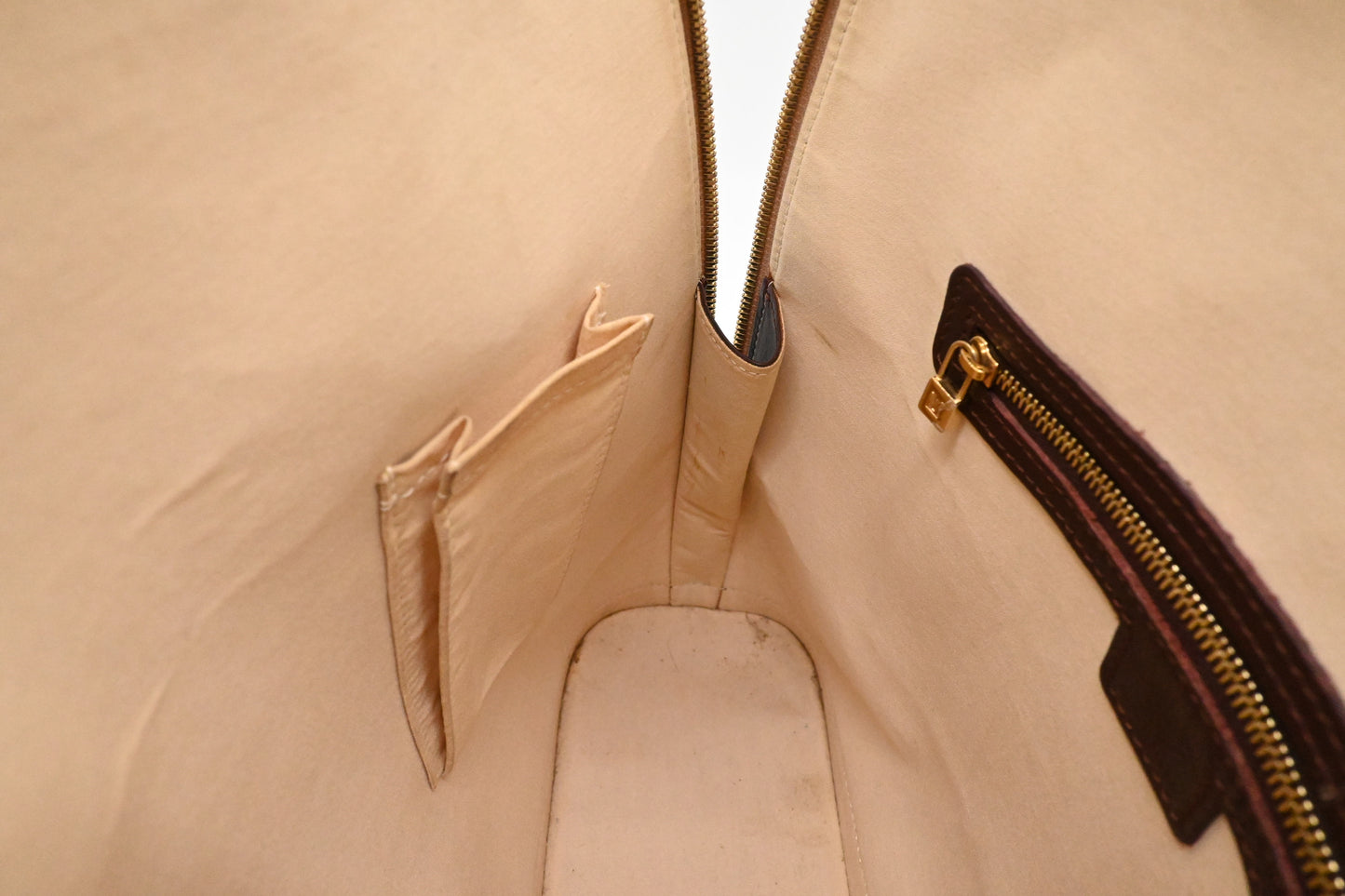 Louis Vuitton Alma Haut in Cerise Minilin Canvas