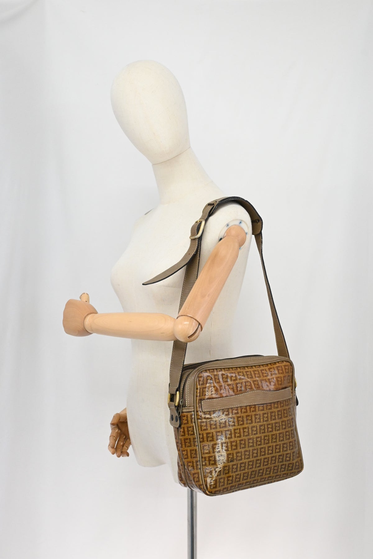 Fendi Shoulder Bag in Coated Zucchino Canvas