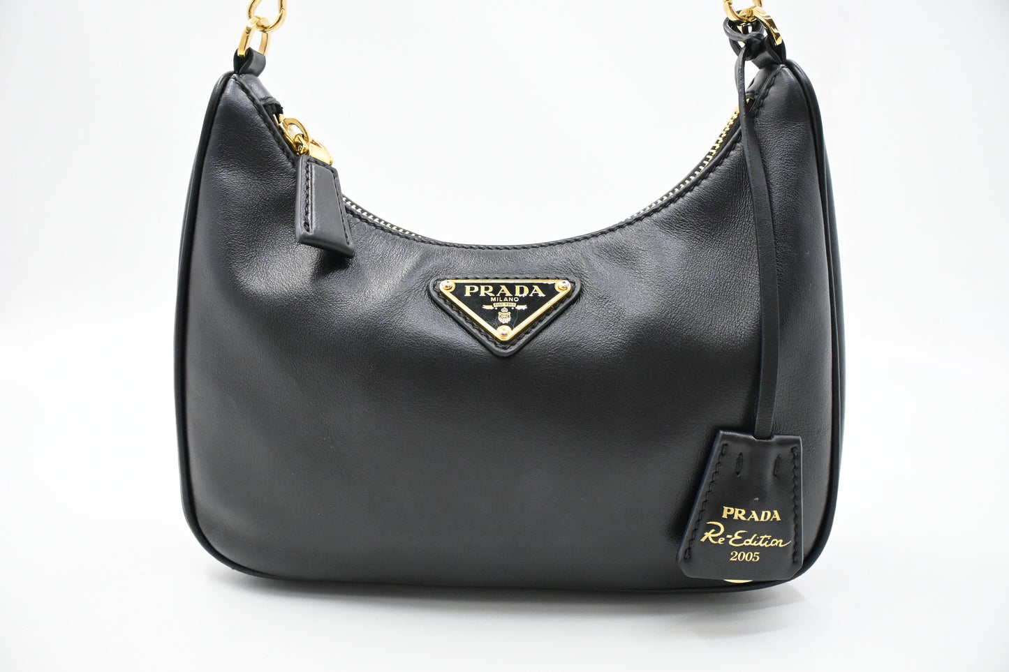 Prada Re-Edition 2000 in Black Leather