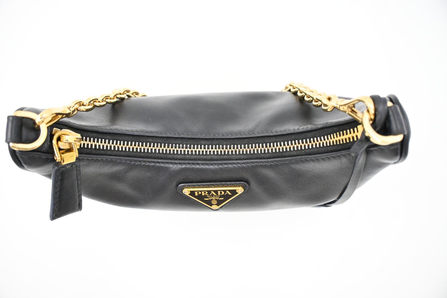Prada Re-Edition 2000 in Black Leather