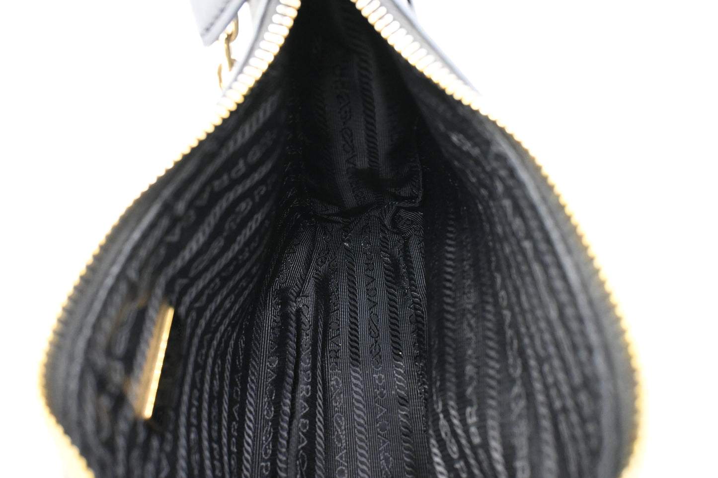 Prada Re-Edition 2000 in Black Leather