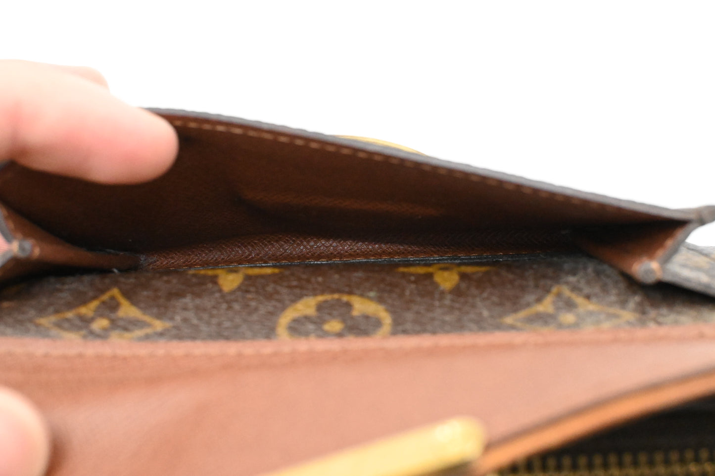 Louis Vuitton Astrid Wallet in Monogram Canvas